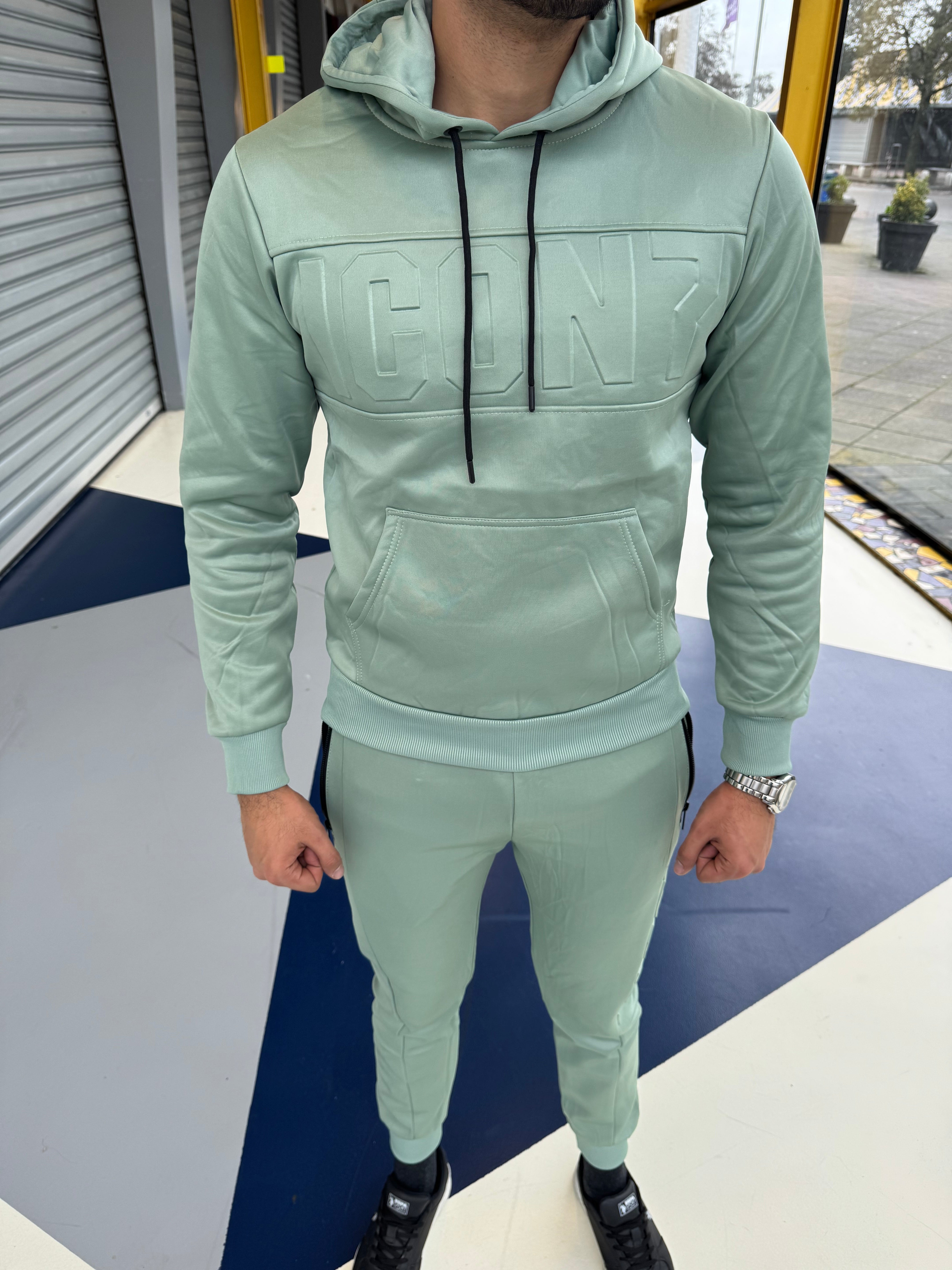 ICON TRACKSUIT - GREEN